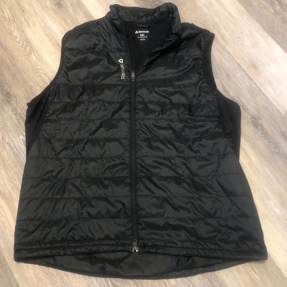 Lightweight Reebok Vest - Picture 1 of 9